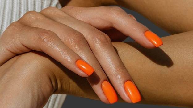 Ten manicure wygląda jak z salonu, a kosztuje..